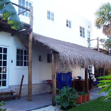 Villa Escondida Guest House Cozumel Downtown ภายนอก รูปภาพ