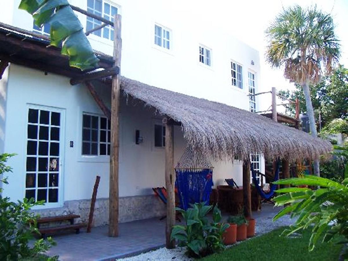 Villa Escondida Guest House Cozumel Downtown ภายนอก รูปภาพ