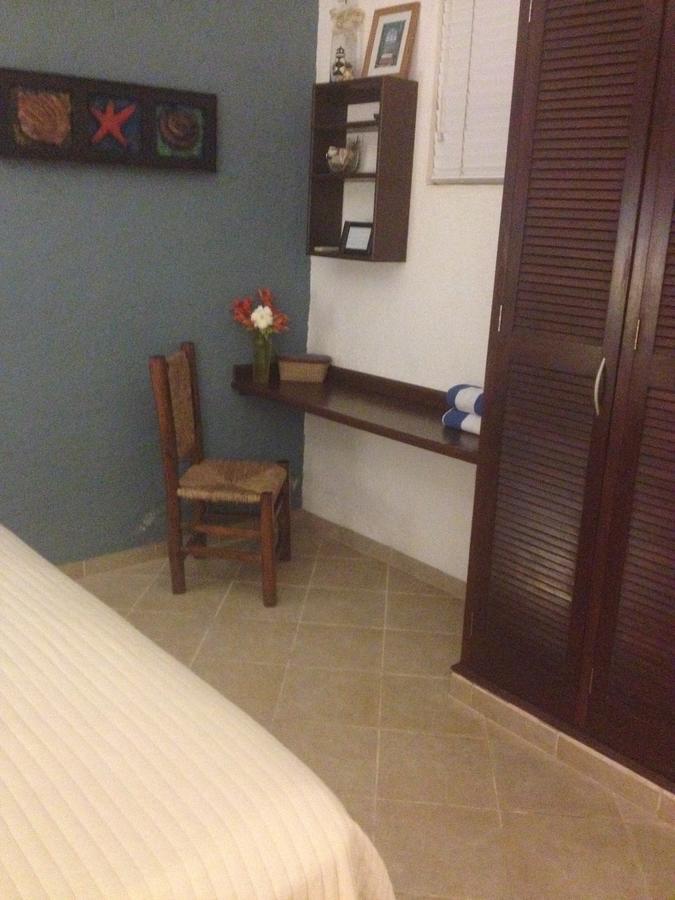 Villa Escondida Guest House Cozumel Downtown ภายนอก รูปภาพ